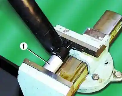 Замена переднего амортизатора ГАЗ-3110