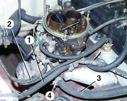 Disconnecting the carburetor system hoses