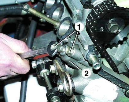 ZMZ-406 engine camshaft drive chain hydraulic tensioner