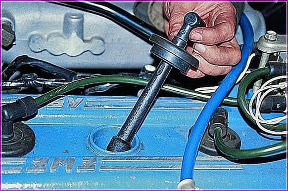 Comprobación de cables de alta tensión ZMZ 406