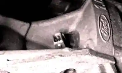 Как заменить датчик коленвала Ford Focus