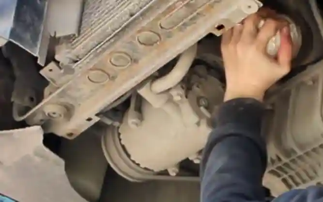 Замена масла и фильтра двигателя Форд Фокус