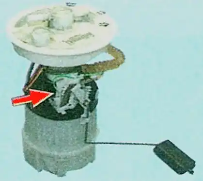 Замена датчика уровня топлива Форд Фокус Замена датчика уровня топлива Форд Фокус