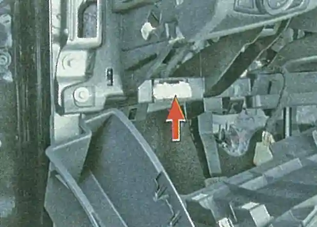 Диагностический разъем Форд Фокус