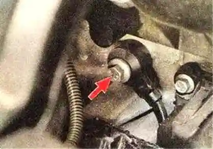 Замена датчика детонации Форд Фокус 2