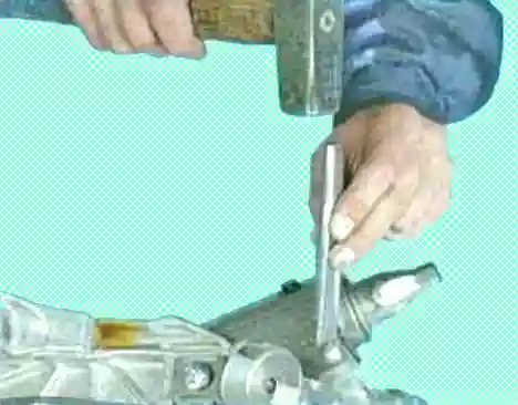 Замена замка зажигания автомобиля Форд Фокус Замена замка зажигания автомобиля Форд Фокус