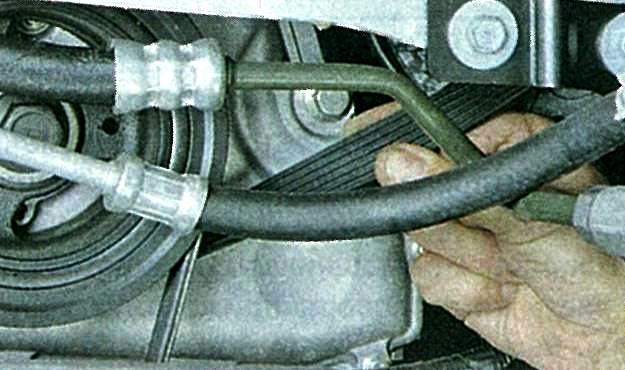 Замена ремня привода вспомогательных агрегатов Ford Focus