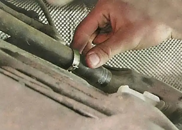 Снятие и установка топливного бака Ford Focus Снятие и установка топливного бака Ford Focus