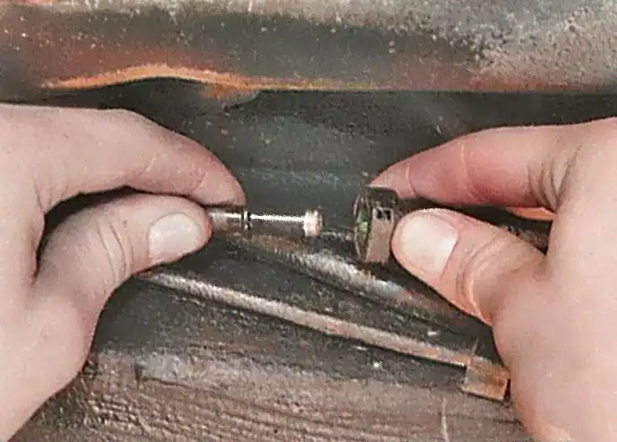 Снятие и установка топливного бака Ford Focus Снятие и установка топливного бака Ford Focus