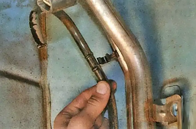 Снятие и установка топливного бака Ford Focus Снятие и установка топливного бака Ford Focus