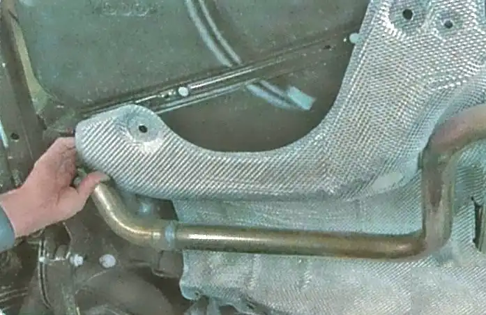 Снятие и установка топливного бака Ford Focus Снятие и установка топливного бака Ford Focus