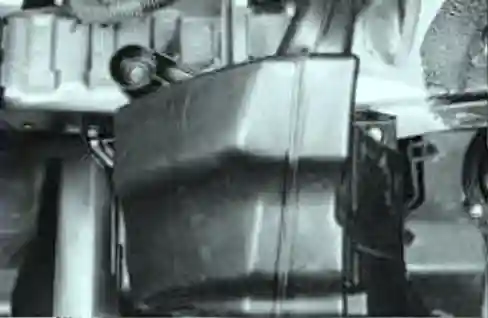 Глушитель шума впуска 