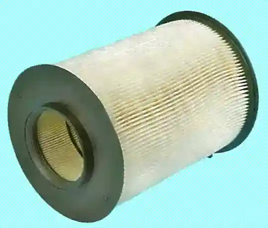 Замена фильтрующего элемента воздушного фильтра двигателя