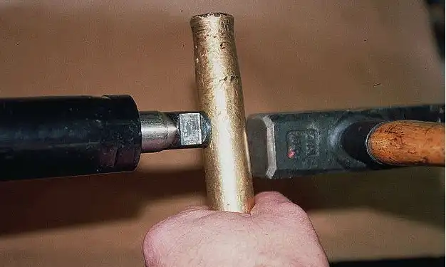 Рулевая колонка автомобиля «Волга». Снятие, разборка и установка