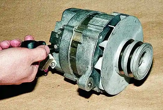 Разборка и проверка генератора 1631.3701