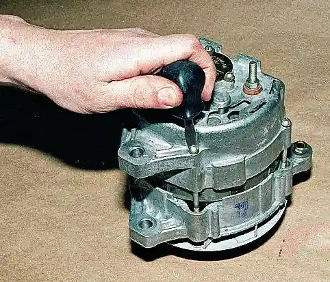 Разборка и проверка генератора 1631.3701