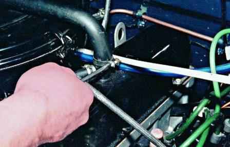 Gazelle car air filter replacement