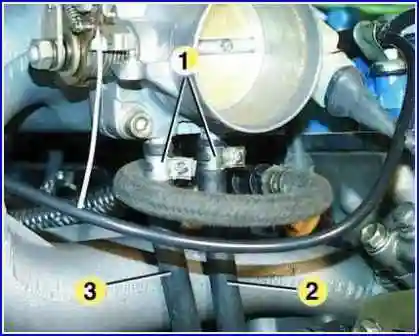 Removing and installing the cylinder head of the ZMZ-406 engine