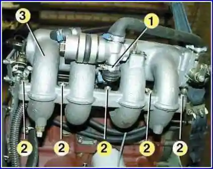 Removing and installing the cylinder head of the ZMZ-406 engine