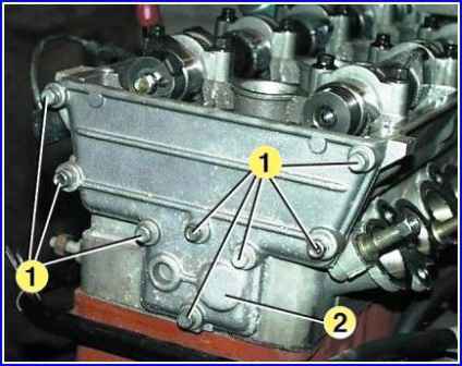 Зняття та встановлення головки блока циліндрів двигуна ЗМЗ-406