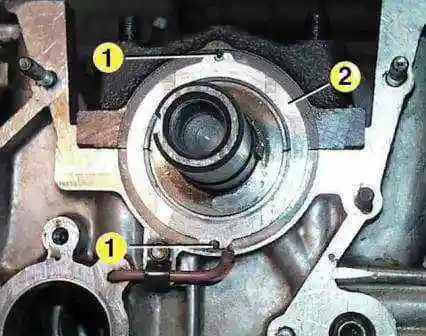 ZMZ-402 иінді білігін алу және орнату