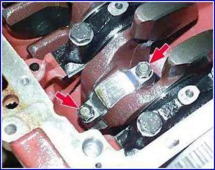 Ремонт и замена поршневой двигателя ЗМЗ-406