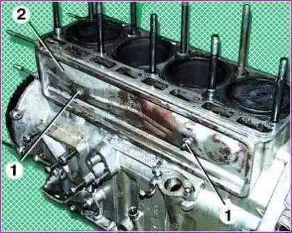 ZMZ-402 қозғалтқышының таратқыш білігін алу және орнату