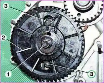 ZMZ-402 қозғалтқышының таратқыш білігін алу және орнату