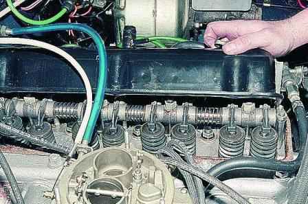 Регулировка зазоров клапанов двигателя ЗМЗ-402