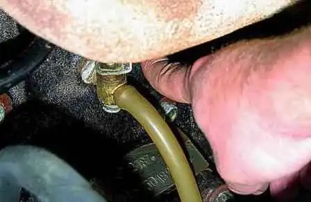 Як замінити охолодну рідину двигуна автомобіля Газель Як замінити охолодну рідину двигуна автомобіля Газель