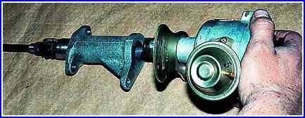 ZMZ-402 дистрибьюторын жою және орнату