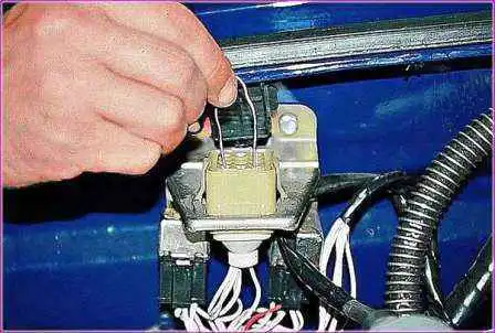 Діагностика системи керування двигуном ЗМЗ-406