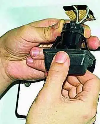 Reemplazo de bombillas y luces traseras de Gazelle Reemplazo de bombillas y luces traseras de Gazelle