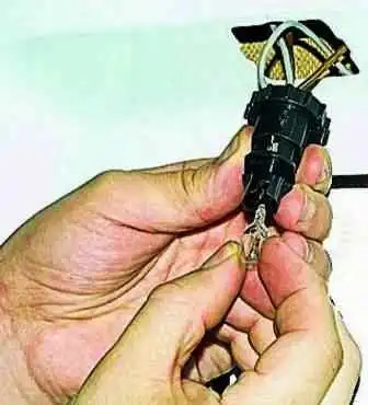 Reemplazo de bombillas y luces traseras de Gazelle Reemplazo de bombillas y luces traseras de Gazelle