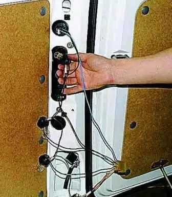 Reemplazo de bombillas y luces traseras de Gazelle Reemplazo de bombillas y luces traseras de Gazelle