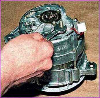 How to repair alternator 1601.3701 of Gazelle