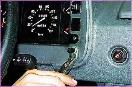 Extracción e instalación del grupo de instrumentos Gazelle