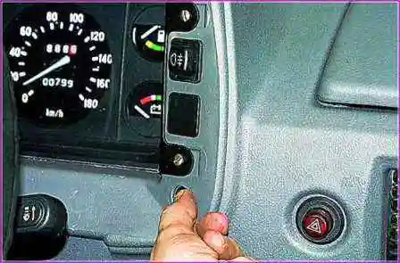 Extracción e instalación del grupo de instrumentos Gazelle