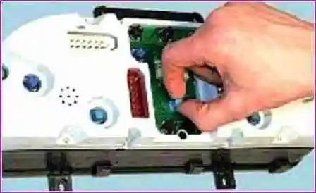 Extracción e instalación del grupo de instrumentos Gazelle