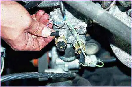 Перевірка контрольних приладів та датчиків автомобіля Газель Перевірка контрольних приладів та датчиків автомобіля Газель