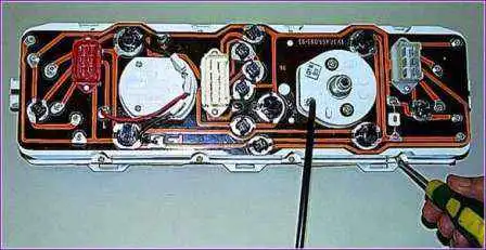 Перевірка контрольних приладів та датчиків автомобіля Газель Перевірка контрольних приладів та датчиків автомобіля Газель