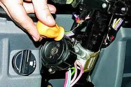 Замена замка зажигания автомобиля Газель