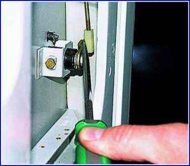 Газель фургонының артқы есіктерін жөндеу