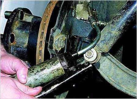 Cómo revisar y reparar un pivote central de gacela