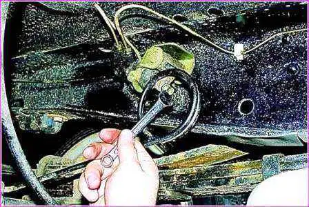 Газельдің тежегіш күші реттегішін ауыстыру және реттеу автомобиль