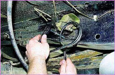 Газельдің тежегіш күші реттегішін ауыстыру және реттеу автомобиль