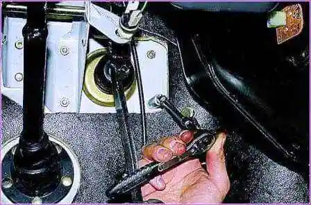 Замена вакуумного усилителя тормозов автомобиля Газель 