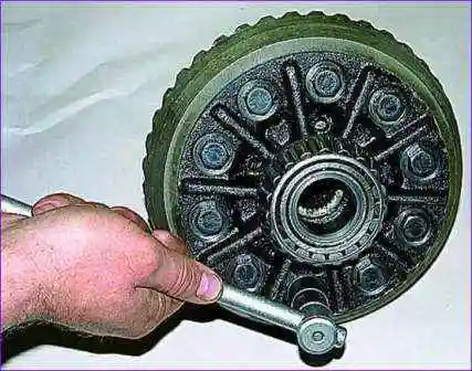 Разборка для ремонта заднего моста автомобиля Газель