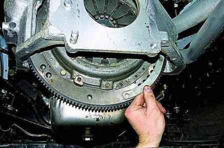 Removing the Gazelle clutch plates