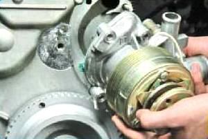 Design, replacement of the water pump of the ZMZ-40524 engine